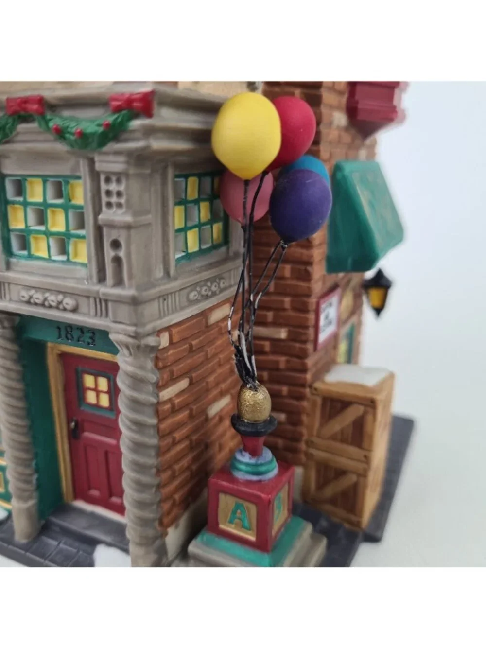Department 56 Nicholas & Co Toys 58929 Christmas In The City Lighted Building